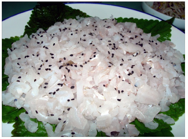 갯장어회(하모회)1kg (회무게 500g내외) (최상급갯장어)  장어회 생선회 하절기보양식 스테미너식품